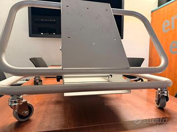 CARRELLO TV DA TERRA