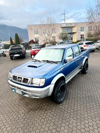 Nissan Navarra d22