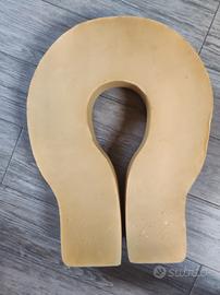 Cuscino ferro di cavallo antidecupito 