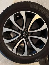 Nissan Qashqai 4 CERCHI ORIGINALI DA 17” MICHELIN