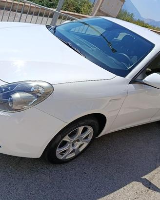 Alfa Giulietta 1.6 JTDm 120CV TCT automatica 2019