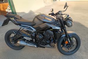 Triumph Street Triple R - 2024