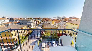 TRILOCALE IN VIA FANFULLA DA LODI, 8 PORTO D'ASCOL