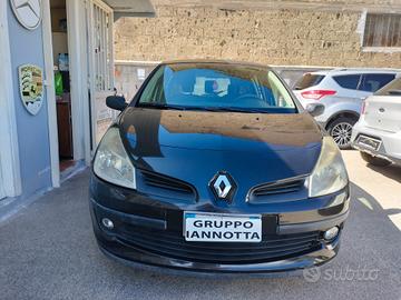 RENAULT CLIO 1.5 DCI 65 C.V. UNICO PROPRIEATARIO