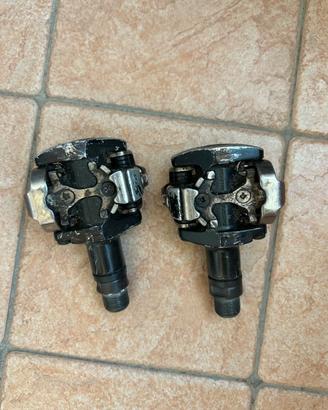Shimano Pedali M505 SPD