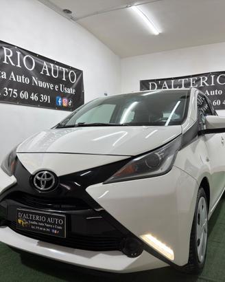 Toyota Aygo 1.0 VVT-i 69 CV 5 porte x-clusiv