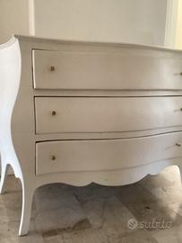 Credenza/mobile in stile barocco In shabby chic