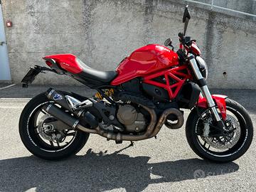 Ducati Monster 821 Stripe