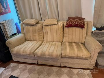 Divano 3 posti beige classico