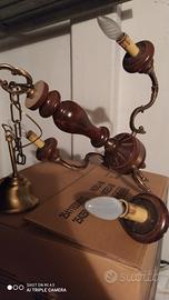 lampadario a tre rami in legno