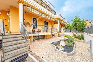 Villetta a schiera di 150 m² con 5 locali e box au