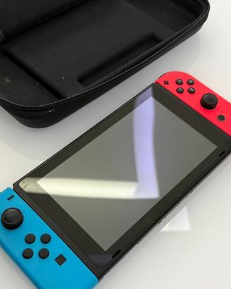 Nintendo Switch Neon (Mod. V2) + Custodia Rigida