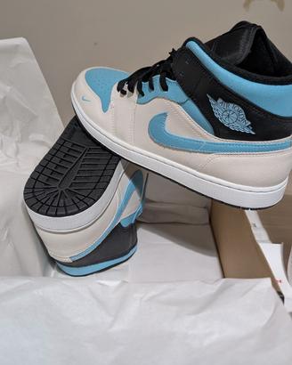 Jordan 1 Mid SE White/Blue - chill black