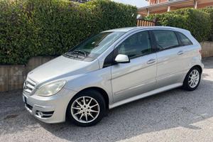 Mercede Classe B 180 D
