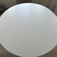 Tavolo rotondo di design stile Tulip