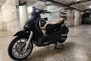 Beverly 500 Cruiser 2007 leggi descrizione
