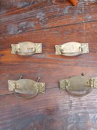 Maniglie in ottone antiche