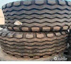 Coppia di pneumatici nuovi 15.0 55 17