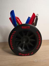 Porta penne F1/Pirelli