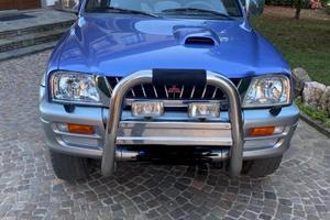 Mitsubishi l 200