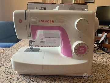 Macchina da cucire Singer Simple