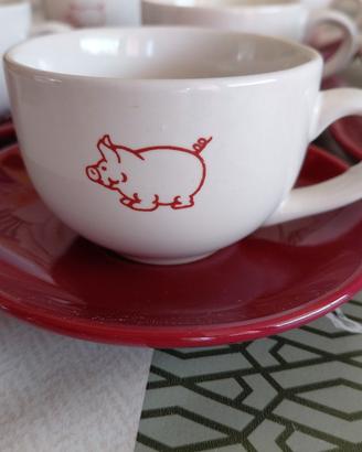 Tazzine caffè con maialino decorato. 