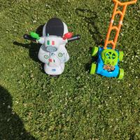 vespetta e taglia erba gioco