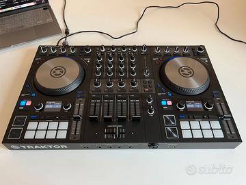 Traktor Kontrol S4 MK3 Native Instruments