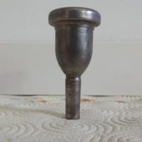 BACH 6 1/2 AM Megatone per trombone, penna stretta