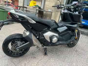 Honda X -ADV 750 anno 2021