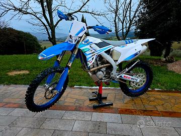 TM EN 300 FI ES TWIN