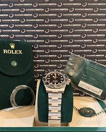 Rolex Submariner No Date ref. 124060