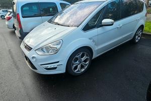 ford s max new titanium 7 posti
