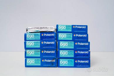 POLAROID 690