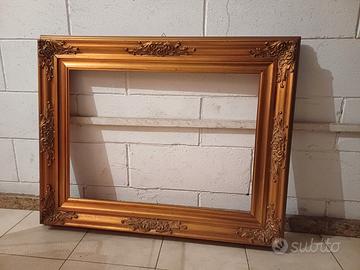 Cornici classiche in Obece