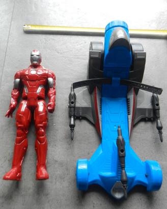 Iron man con auto avengers