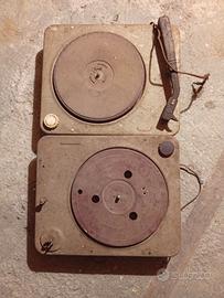 Pezzi di ricambi per vecchi giradischi