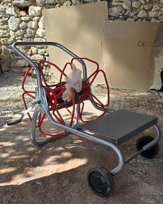 Carrello avvolgi tubo acqua