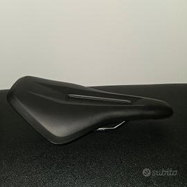 Sella Decathlon Light 145mm -

Corsa / MTB 