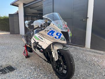 Zx10r pronto pista