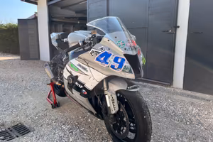 Zx10r pronto pista