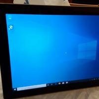 mini PC con Win 10 installato 