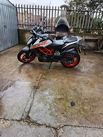 KTM Duke 390 akrapovic