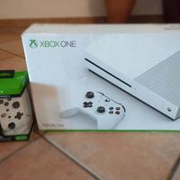 Xbox One S - 500 Gb + Regali