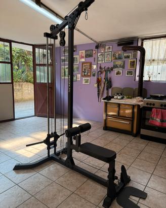 Lat machine/pulley kingsgym