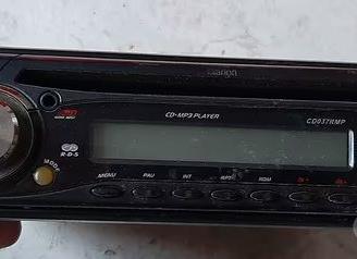 Autoradio Clarion modello CD037RMP