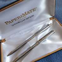 Paper Mate penna + portamine