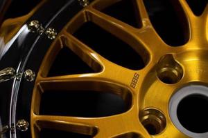 Rigenerazione ruote auto d'epoca