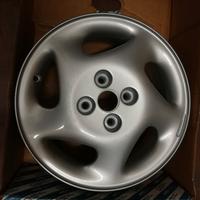Cerchio in lega fiat punto gt/sporting