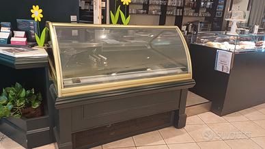 vetrina gelateria